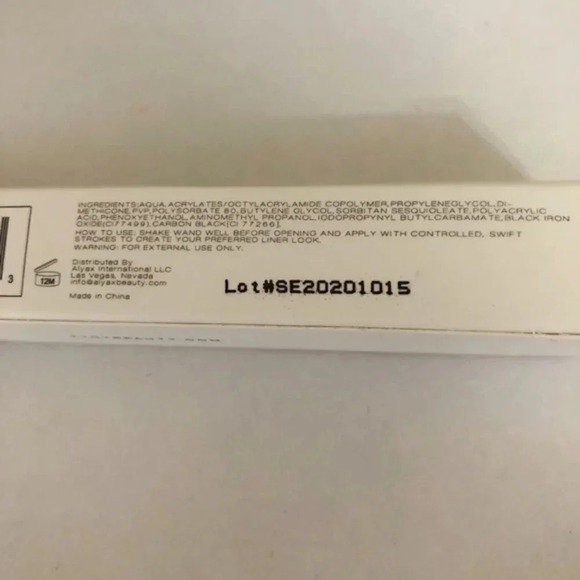 Makeup Products Set - Picture 7 of 16